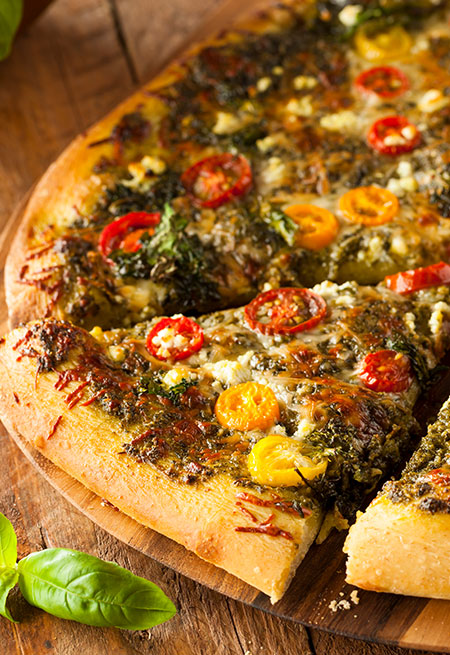 Garlicky Kale and Ricotta Pizza 